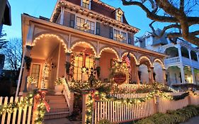 The Mason Cottage Downtown